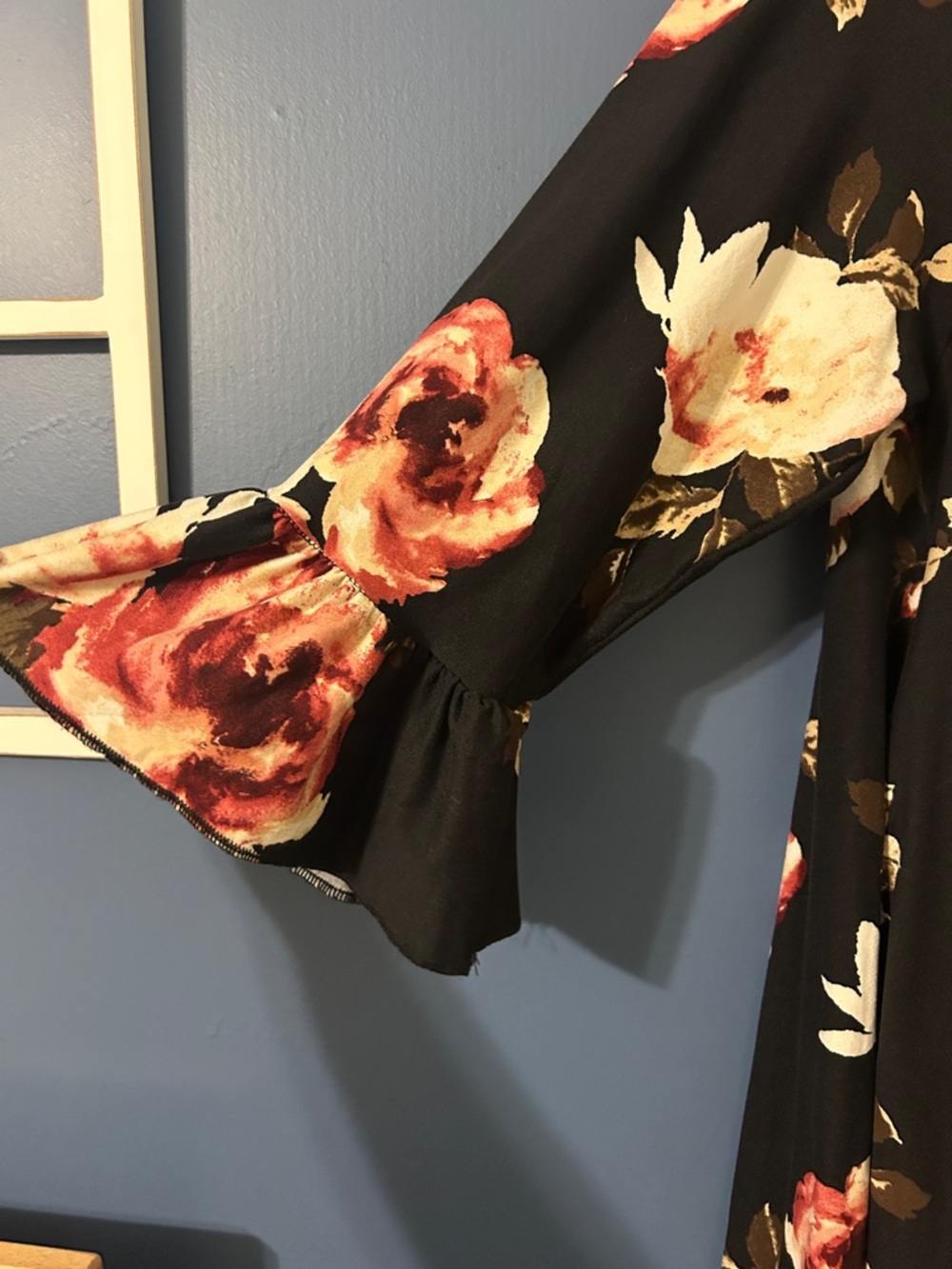 Custom Made Top 🩷🖤 - Picture 2 of 4